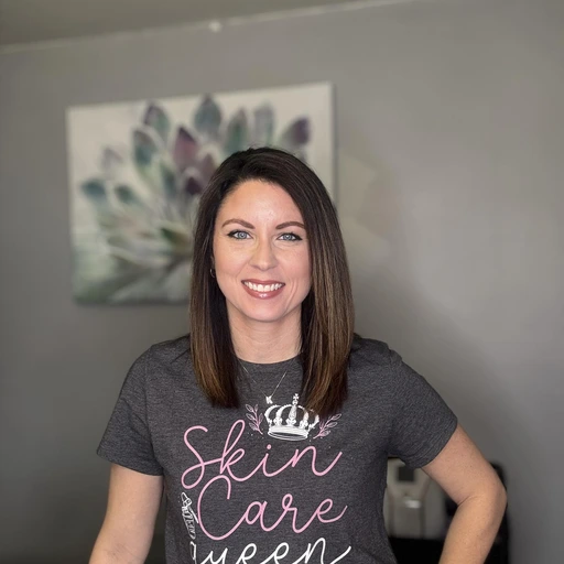 Kim - Owner of Royal Glow Beauty & Esthetics