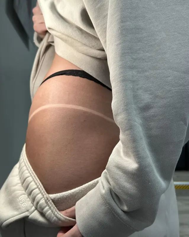Professional spray tan results at Royal Glow Beauty & Esthetics in Boardman, Ohio